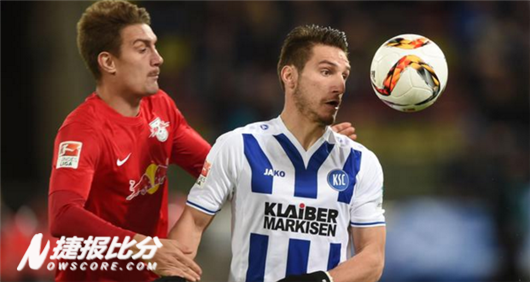 ���շѶ���vs����˹³�����������˹³������ȡʤ