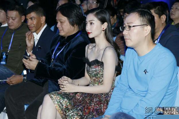 ��˼�ϵ����ɺ��״���angelababy��ӱ̨ͬ