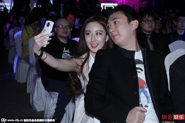 ��˼�ϵ����ɺ��״���angelababy��ӱ̨ͬ