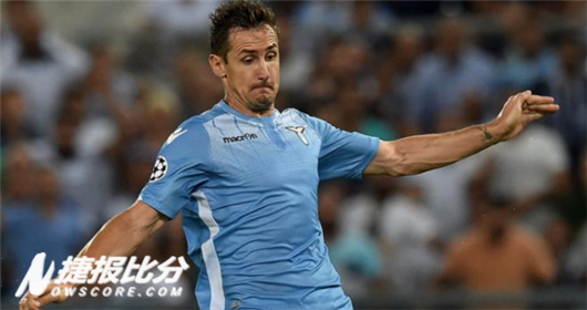 �����vs�ڵ���˹��������ӥ��һ��ˮ�����ڼ�